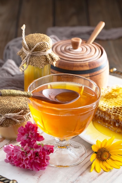 Miel de abeja dulce