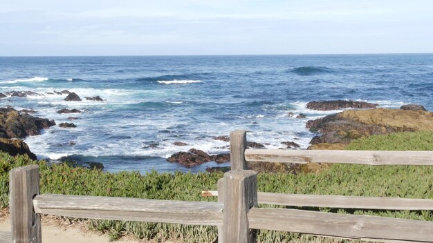 Mile Drive Monterey California Rocky Craggy Ocean Coast olas suculentas