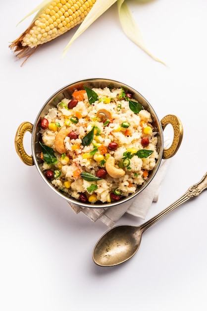 Milho doce Upma makai rava uppittu feito com ou sem semolina saudável café da manhã indiano