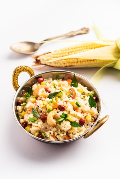 Milho doce Upma makai rava uppittu feito com ou sem semolina saudável café da manhã indiano