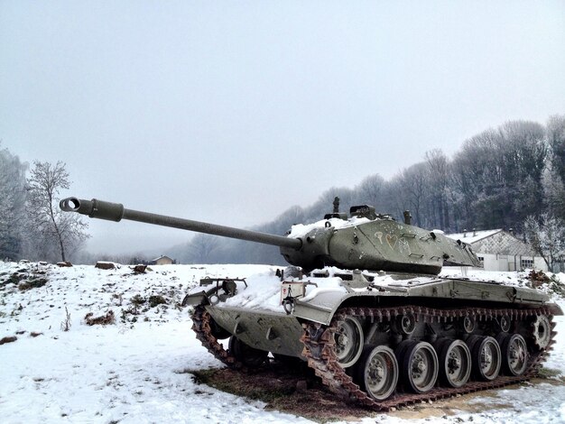 Militärtanks im Winter