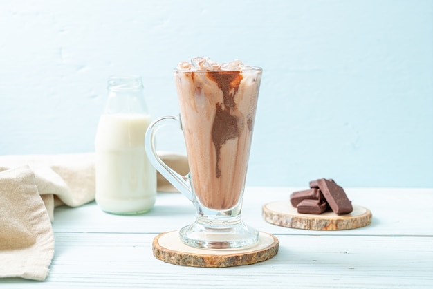 Milk-shake de chocolate gelado