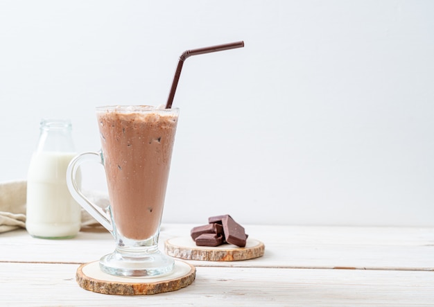 Milk-shake de chocolate gelado