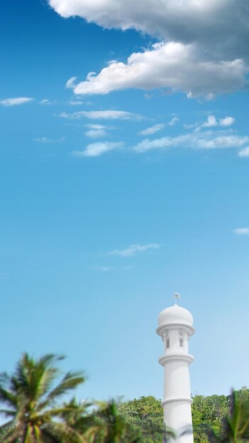 Foto minarete da mesquita no campo