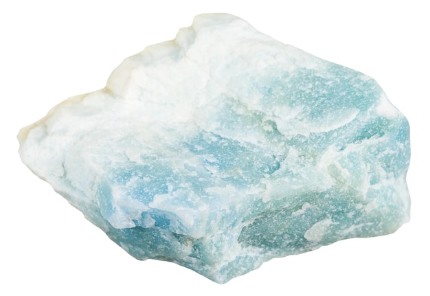 Mineral bruto de diopsídio azul Violane isolado