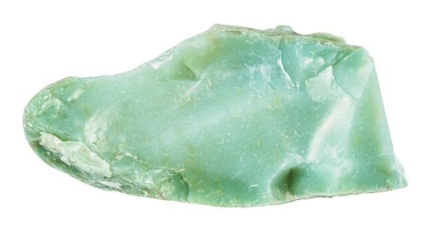 Foto mineral de crisoprasa sin pulir aislado en blanco