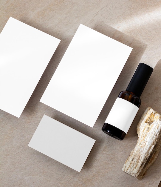 Minimaler Corporate Identity-Mockup png für die Verpackung von Schönheitsprodukten