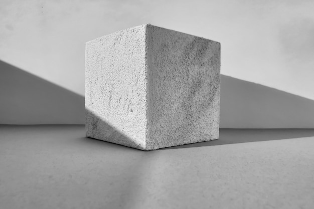 Minimalismo branco pódio abstrato texturizado fundo sombra dura