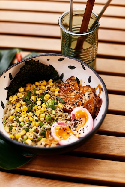 Miso delicioso Ramen macarrão asiático