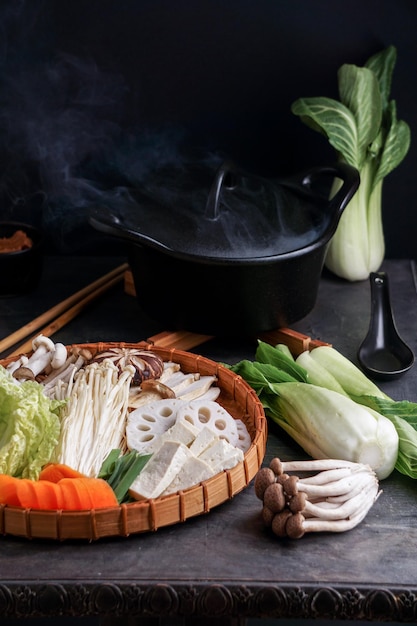 Miso Hot Pot ingredientes veganos de miso nabe