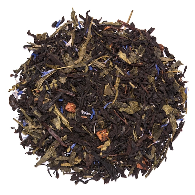 Mistura de chá preto com chá verde sencha e flores de centáurea e morango