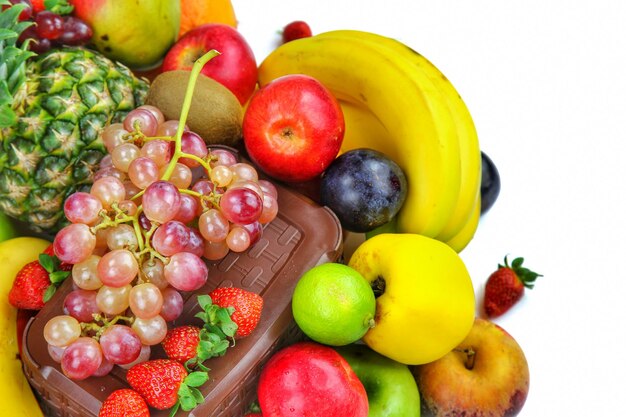Mistura de frutas frescas coloridas de comida orgânica vegetariana