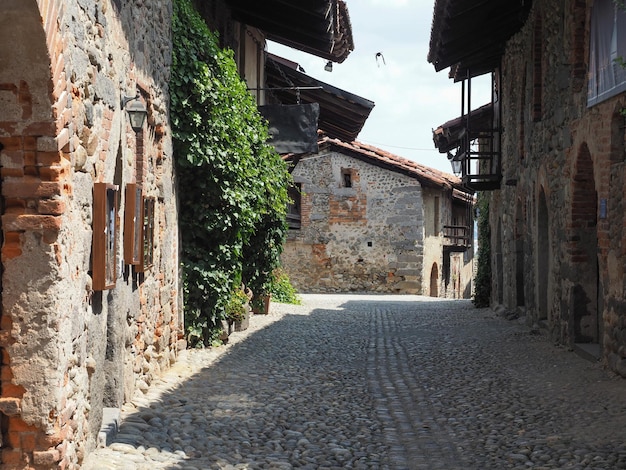 Mittelalterliches Dorf Ricetto in Candelo