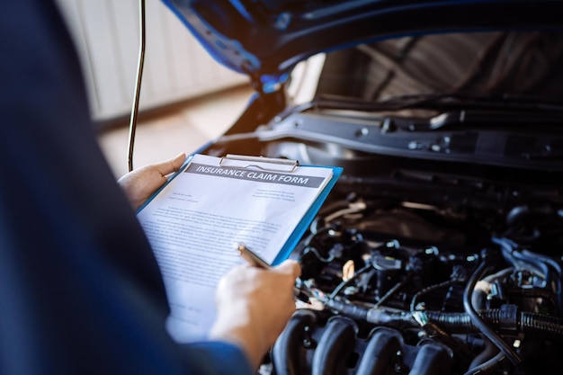 Foto mittlerer abschnitt eines mechanischen prüfautos