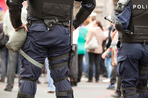 Foto mittlerer abschnitt von polizisten