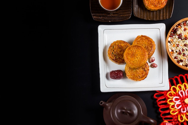Mittleres Herbst-Festival-chinesisches traditionelles Gebäck Mooncake