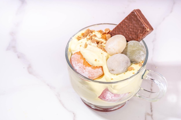 Mochi Parfait ist ein trendiges asiatisches Dessert.