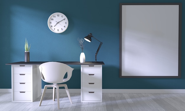 Mock-se escritório de cartazes com design confortável branco e decoração no quarto azul escuro e piso de madeira branco