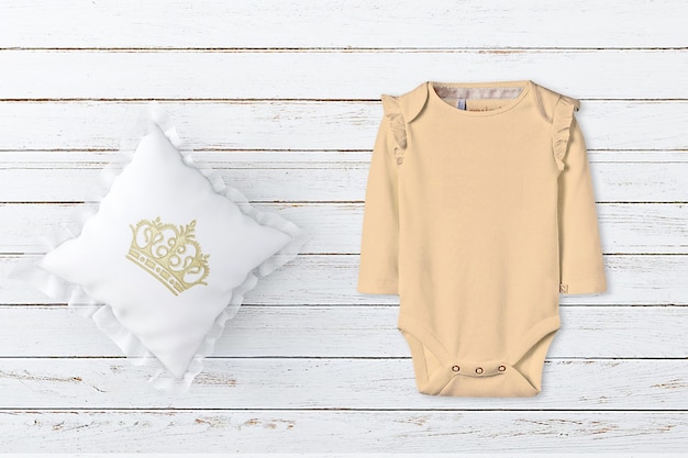 Mockup baby body bege