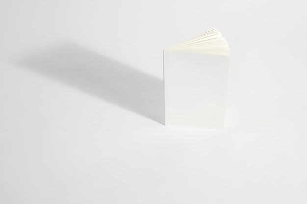 Foto mockup of book with shadow