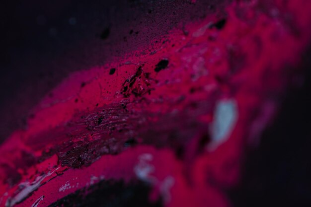 Moda moderna e moderna, textura cor-de-rosa, fundo, closeup, pinceladas de tinta a óleo e respingo, gradiente escuro