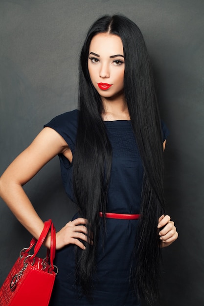 Moda mulher com cabelo lindo e saudável