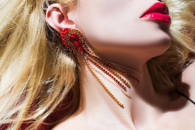 Mode Luxus Glamour Art Mund rote Lippen