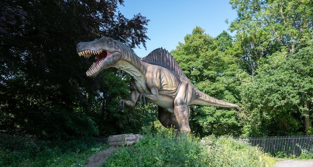 Modelo animado de tamaño natural reconstruido de un dinosaurio Jurasic park Irlanda