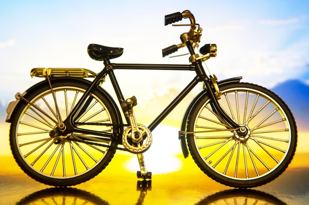 Modelo de bicicleta de carretera en el fondo del transporte natural para viajar