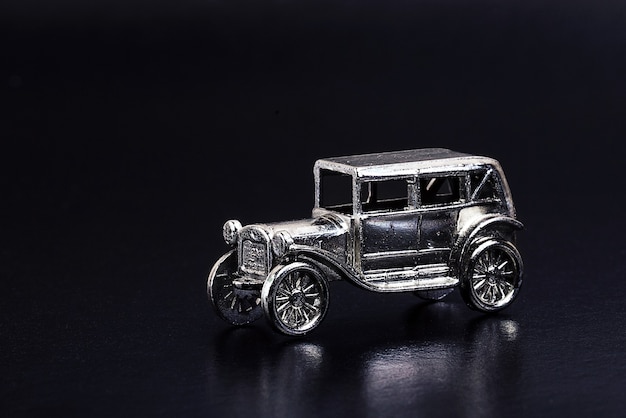 modelo de coche retro en miniatura