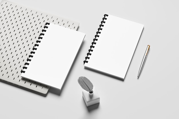modelo de caderno em branco