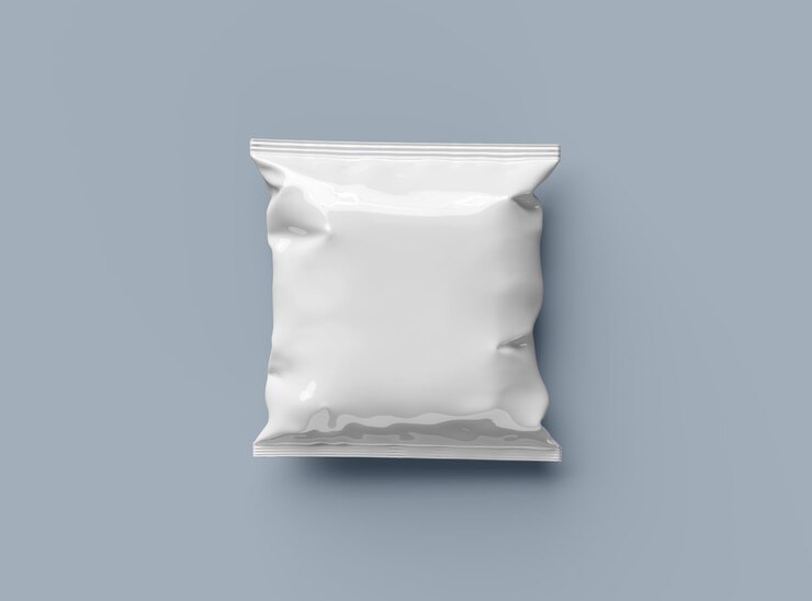 Modelo de embalaje para una bolsa de polietileno cuadrada para alimentos en un fondo claro renderizado en 3D