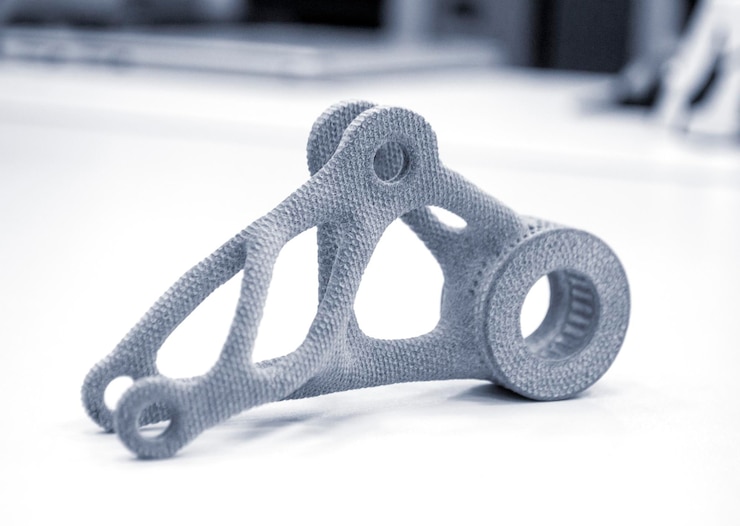 Foto modelos cinza impressos em impressora 3d no escritório do laboratório