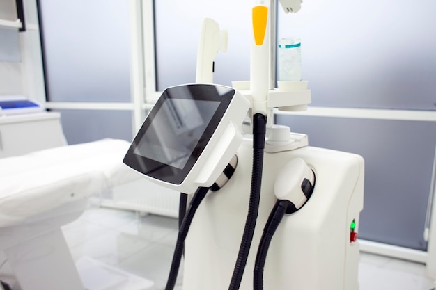 Moderne Nordlys-Maschine, moderne Touchscreen-Ausrüstung in der Kosmetikklinik, professioneller Laser