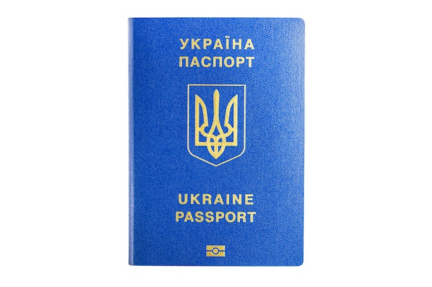 Moderner ausländischer biometrischer reisepass der ukraine mit einem biometrischen chip im inneren
