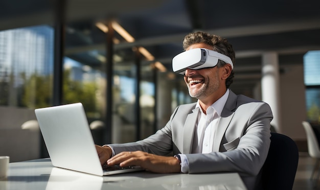 Moderner Geschäftsmann im Büro mit einer VR-Brille Cyberspace-Erfahrung bei der Arbeit Glücklicher Mann im Büro