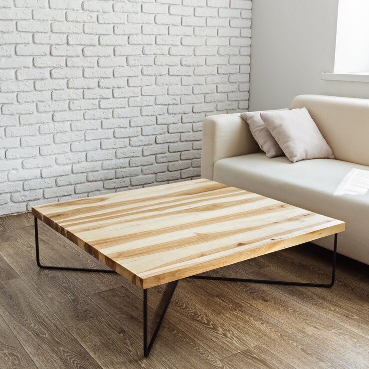 Foto moderner holztisch im loft-interieur