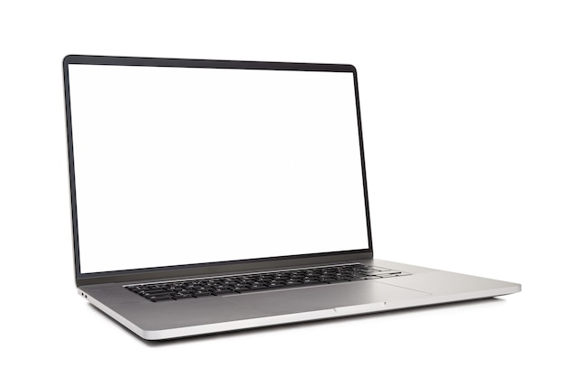 Moderner Laptop mit leerem weißen Bildschirm, isoliert auf weißem Hintergrund