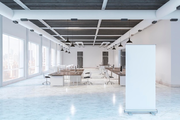 Modernes, helles Coworking-Büro-Interieur mit leeren weißen Mock-up-Plakatmöbeln und -geräten 3D-Rendering