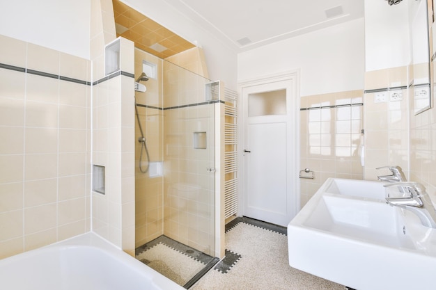 Foto modernes offenes badezimmer in schwarz-weiß-farben