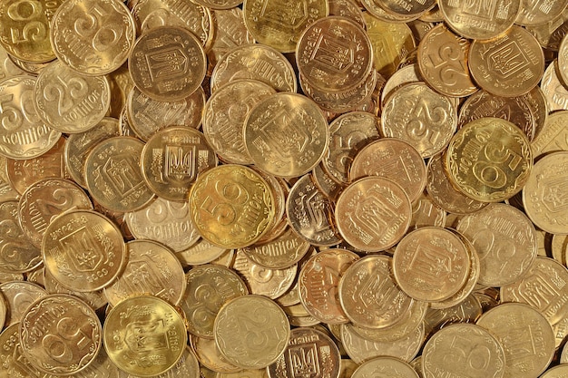 Foto moedas ucranianas fecham como pano de fundo