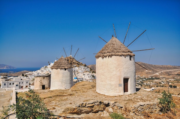 Moinho de vento em Chora na ilha de Ios da Grécia