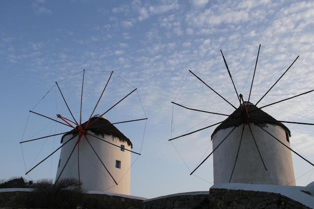 Moinhos de vento na ilha de Mykonos Grécia