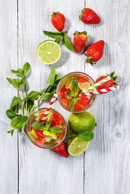 Mojito de fresa con lima