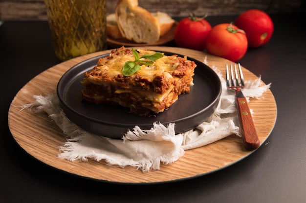 Foto molho de tomate bolognese comida tradicional de lasanha