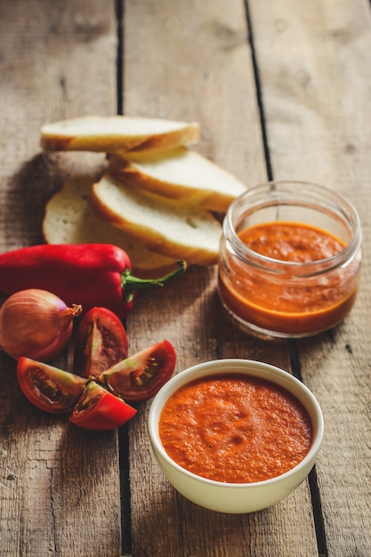 molho de tomate, pimenta legumes aperitivo