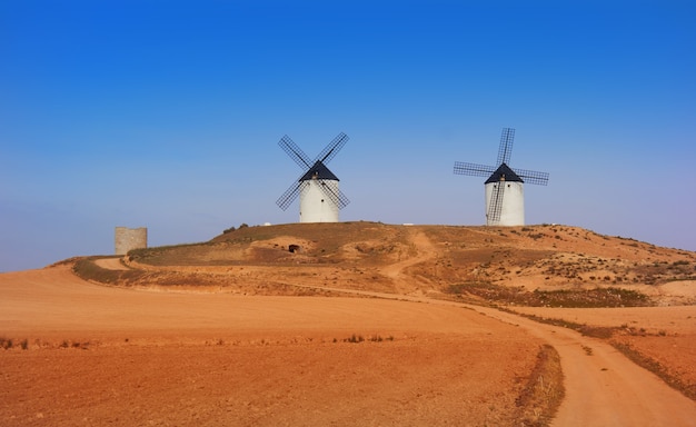 Molinos de viento de Tembleque en Toledo La Mancha.