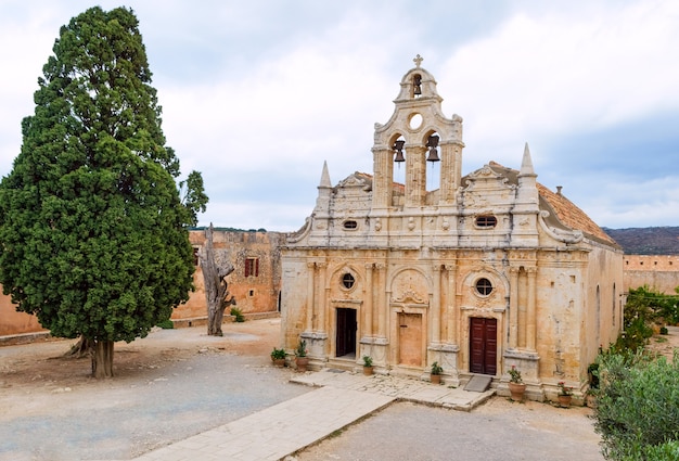 Foto monasterio de arkadia en creta, grecia