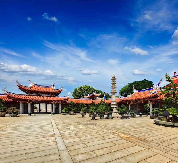 Monasterio de Lian Shan Shuang Lin