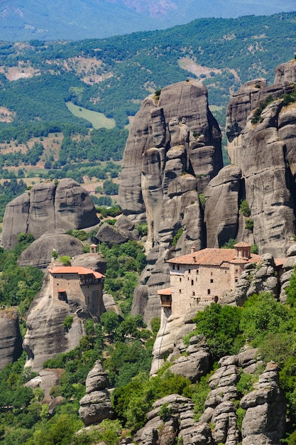 Monasterio de montaña en Meteora, Grecia